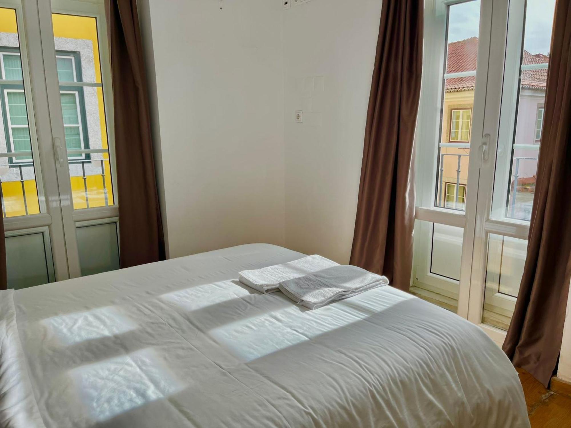 3 Bedroom, 2,5 Bathroom - Bairro Alto Residence Lissabon Buitenkant foto